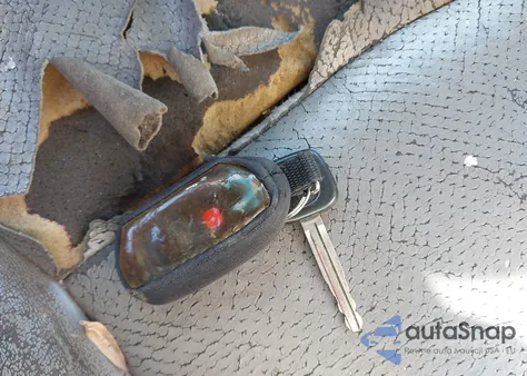 2004 Toyota Highlander V6 z USA, uszkodzony, nr VIN JTEGP21A040037287